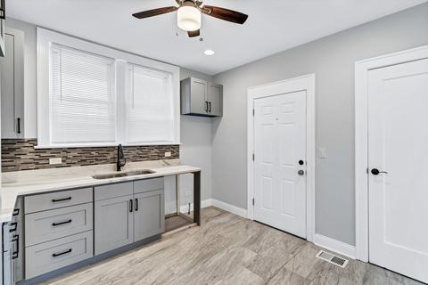 8204 S Ada St, Chicago, IL 60620 photo 14