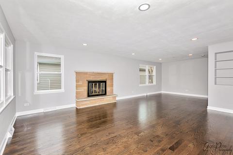 356 Hamilton Ave, Elgin, IL 60123 photo 2