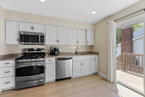 1128 Durham Dr, Wheaton, IL 60189 photo 10