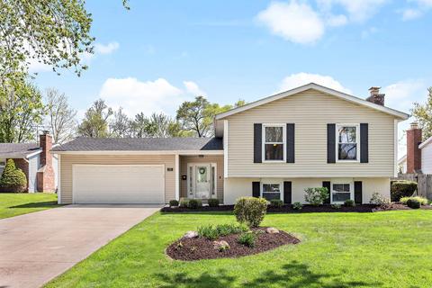 1128 Durham Dr, Wheaton, IL 60189 photo 2
