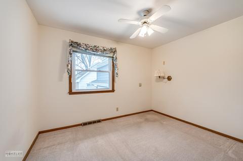 877 Sheldon Ave, Aurora, IL 60506 photo 16