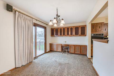 877 Sheldon Ave, Aurora, IL 60506 photo 8