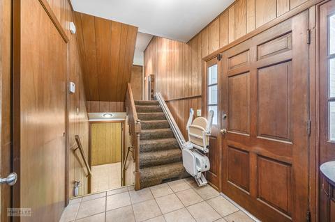 877 Sheldon Ave, Aurora, IL 60506 photo 4