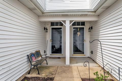 512 Horizon Dr #A, Bartlett, IL 60103 photo 2