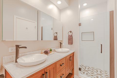 242 E 14th St, Chicago, IL 60605 photo 24