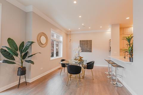 242 E 14th St, Chicago, IL 60605 photo 14