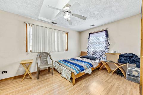 16211 Richmond Ave, Markham, IL 60428 photo 14