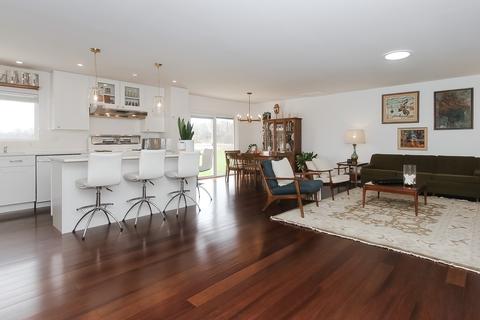 321 W Dowell Rd, Mchenry, IL 60051 photo 7
