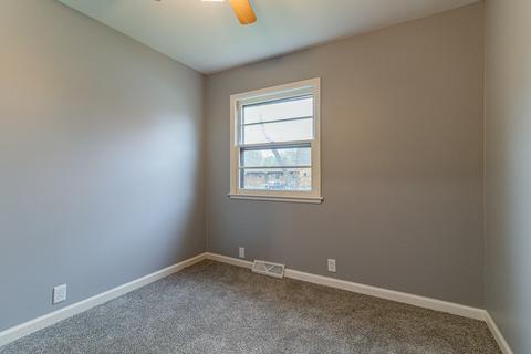 1805 Crescent Dr, Champaign, IL 61821 photo 19
