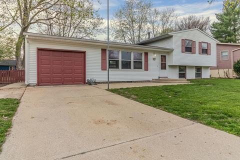 1805 Crescent Dr, Champaign, IL 61821 photo 2