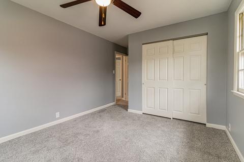 1805 Crescent Dr, Champaign, IL 61821 photo 18