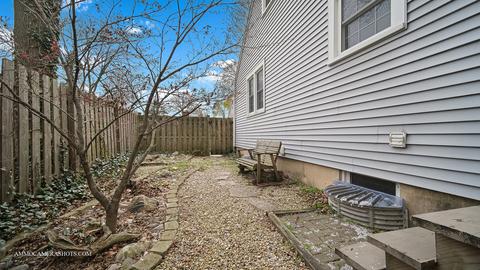 1017 E Willow Ave, Wheaton, IL 60187 photo 35