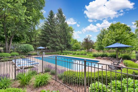 3003 Pleasant Dr, Mchenry, IL 60051 photo 2