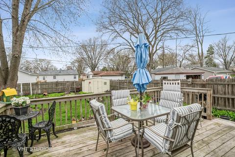 1901 Flower St, Mchenry, IL 60050 photo 8