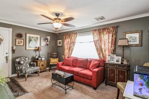 1901 Flower St, Mchenry, IL 60050 photo 4