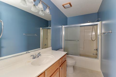 2203 Gravenhurst Dr, Bloomington, IL 61705 photo 26