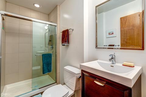 1505 E 56th St, Chicago, IL 60637 photo 10