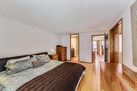 1505 E 56th St, Chicago, IL 60637 photo 32