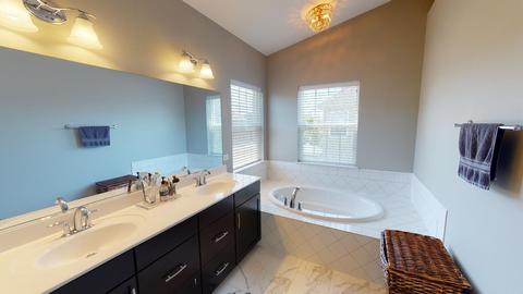 3667 Shaughnessy Dr, Elgin, IL 60124 photo 22