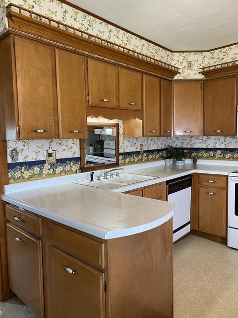 3527 E 1st Rd, Peru, IL 61354 photo 4
