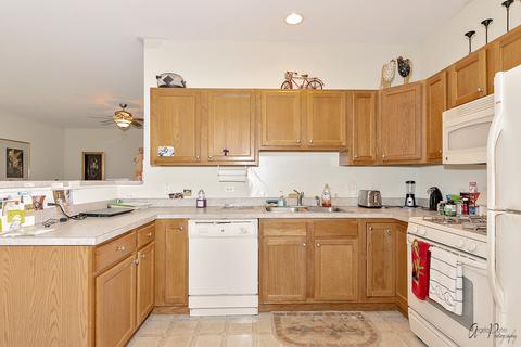 902 Camden St, Mchenry, IL 60050 photo 6