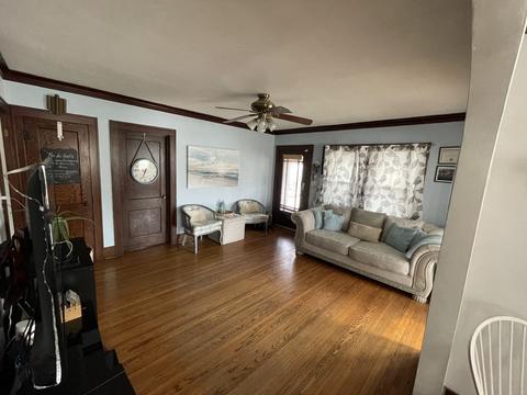 552 Columbia Ave, Elgin, IL 60120 photo 13