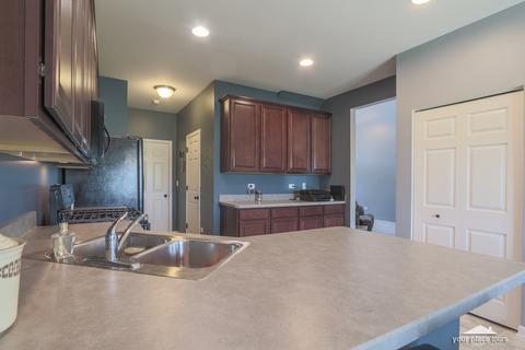 3713 Munson St, Plano, IL 60545 photo 14