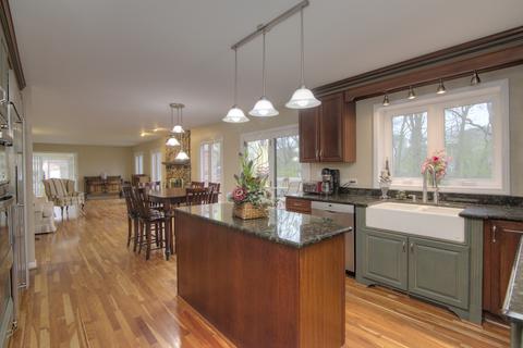 35 W944 Hollowside Dr, Dundee, IL 60118 photo 12