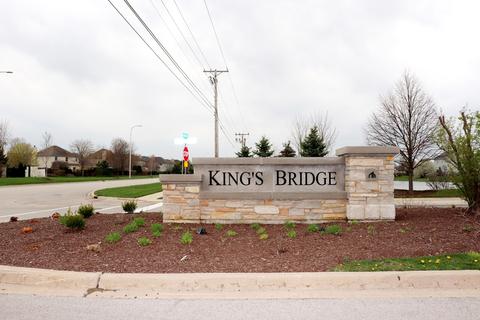 12506 S Shenandoah Trl, Plainfield, IL 60585 photo 1