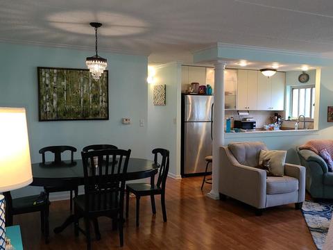586 Fairway View Dr #2B, Wheeling, IL 60090 photo 2