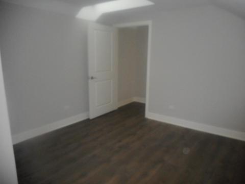 4567 Olmstead Dr, Hoffman Estates, IL 60192 photo 8