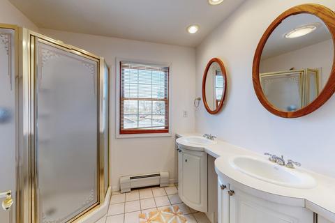 800 E Algonquin Rd, Des Plaines, IL 60016 photo 27