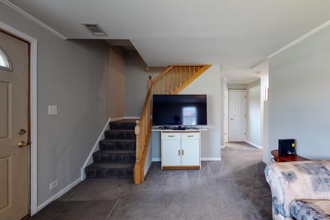 800 E Algonquin Rd, Des Plaines, IL 60016 photo 19