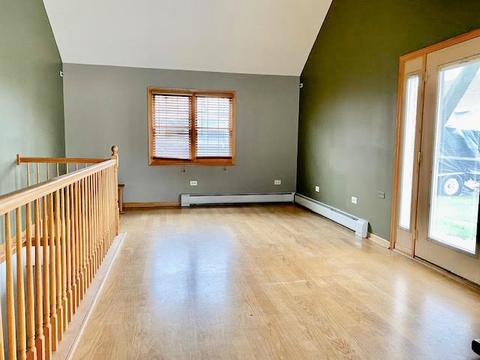800 E Algonquin Rd, Des Plaines, IL 60016 photo 4