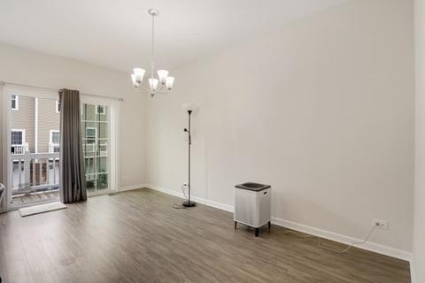 65 Nicholas Dr E, Des Plaines, IL 60016 photo 8