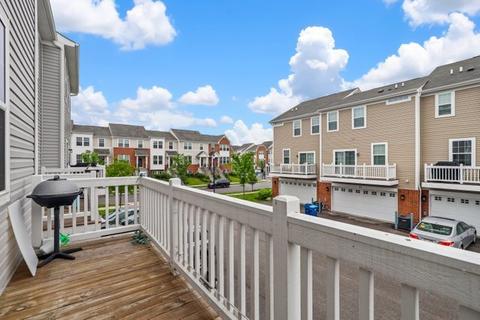 65 Nicholas Dr E, Des Plaines, IL 60016 photo 24