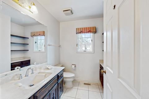 2355 Mohawk Ln, Glenview, IL 60026 photo 13
