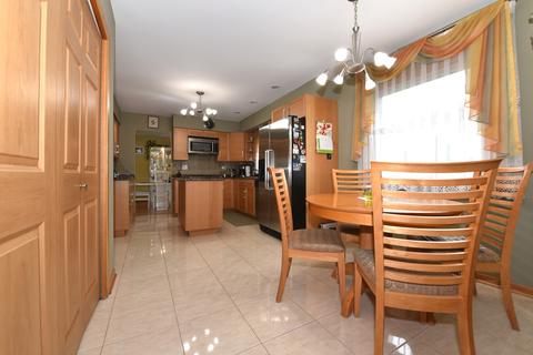 402 Janice Ct, Wheeling, IL 60090 photo 12