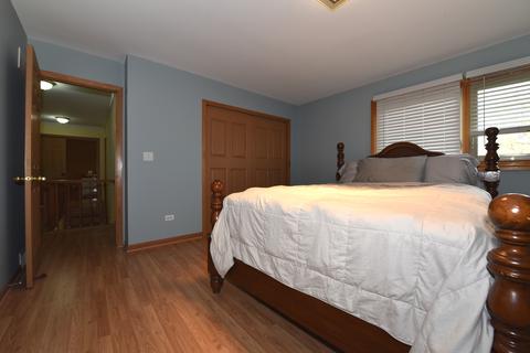 402 Janice Ct, Wheeling, IL 60090 photo 25