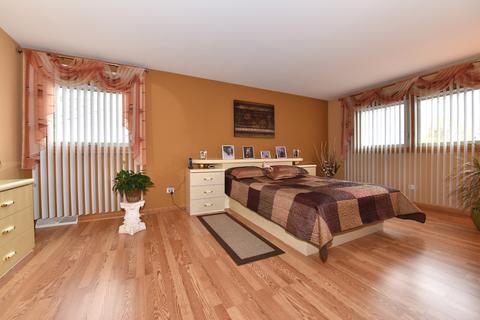 402 Janice Ct, Wheeling, IL 60090 photo 19
