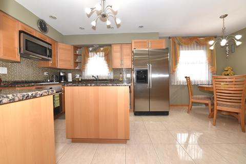 402 Janice Ct, Wheeling, IL 60090 photo 10