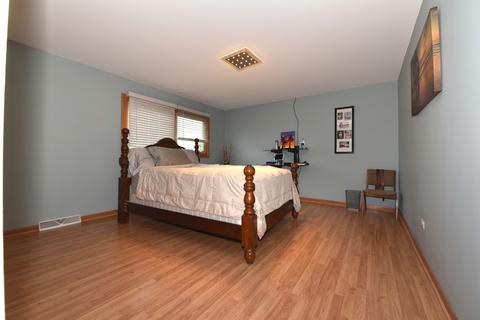402 Janice Ct, Wheeling, IL 60090 photo 23