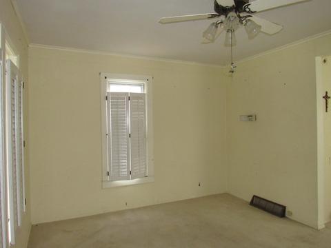 213 E South St, Dwight, IL 60420 photo 6