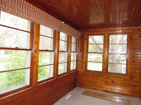 213 E South St, Dwight, IL 60420 photo 4