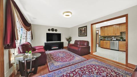 2811 S Scott St, Des Plaines, IL 60018 photo 8