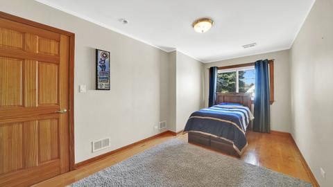 2811 S Scott St, Des Plaines, IL 60018 photo 23