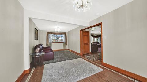 2811 S Scott St, Des Plaines, IL 60018 photo 14