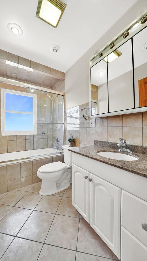2811 S Scott St, Des Plaines, IL 60018 photo 26