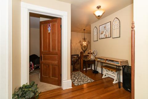 605 E Taylor St, Bloomington, IL 61701 photo 30