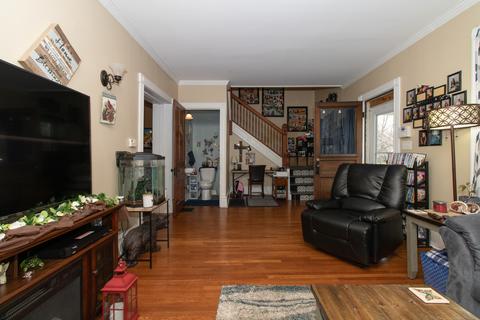 605 E Taylor St, Bloomington, IL 61701 photo 8